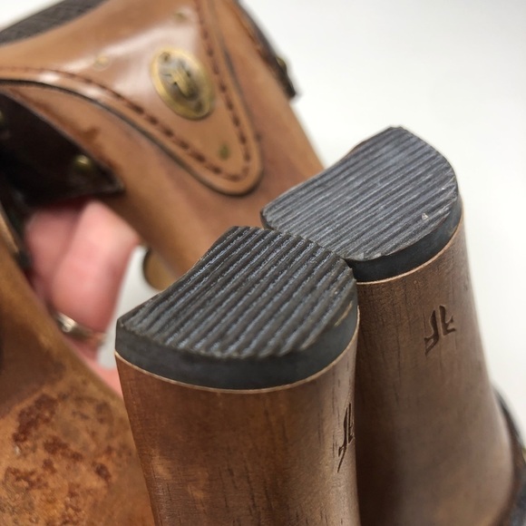 NEW Frye Dolly Leather Jewel Gem Stone T-Strap Boho Chunky Wooden Heels Shoes - Picture 14 of 16